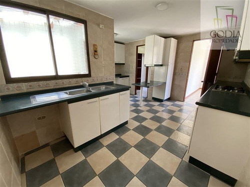 Imagen 6 de 30 de Casa En Venta En Peñalolén