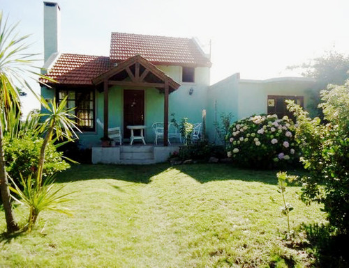 Casa En Alquiler Por Temporada De 2 Dormitorios En Balneario Buenos Aires (ref: Bpv-1429)