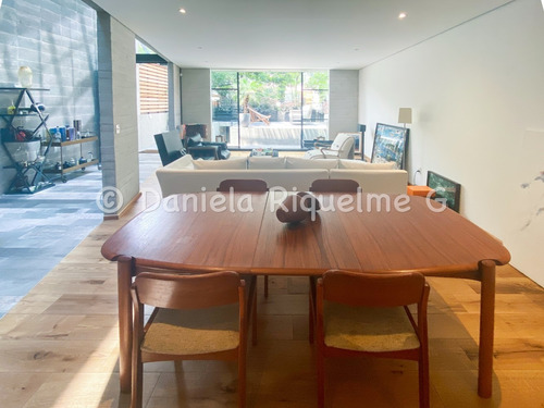 Imagen 3 de 14 de Moderno Y Muy Iluminado Town House