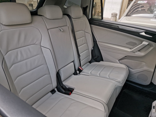 Imagen 12 de 15 de Volkswagen Tiguan 2019 2.0 Highline At
