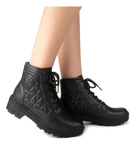 Bota coturno hotsell dakota matelassê preta