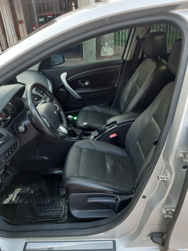 Renault Fluence 2.0 Sport T 180cv 2013