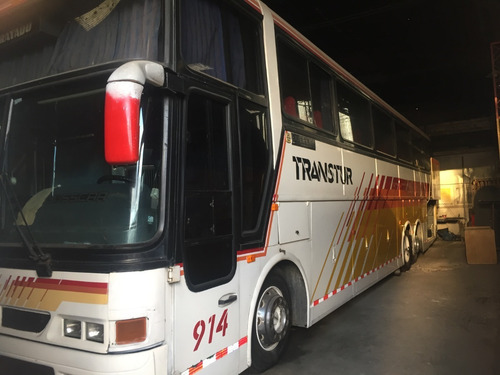 Ómnibus Volvo B10 M Con Busscar 380