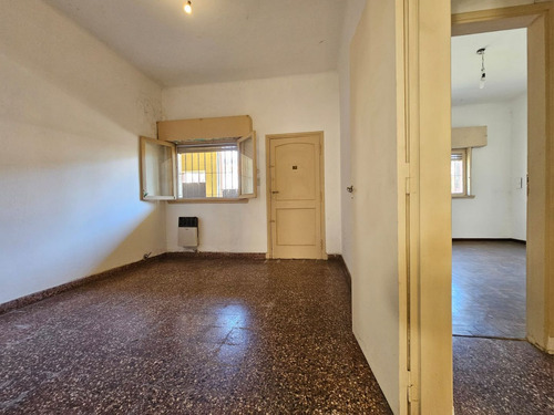 Casa En Venta 3 Ambientes Con Patio Y Terraza