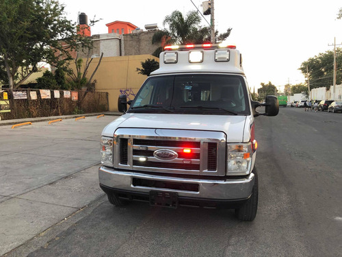 Imagen 7 de 15 de Ford Ambulancia 2013 Tipo 2