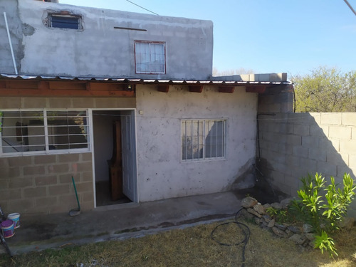 V74- Hermosa Casa En San Carlos Minas.