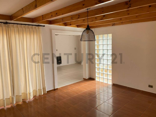 Vendo Casa En Pasaje Sector Avda. Juan Cisternas