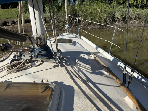 Velero Plenamar 27 Yanmar 18hp Calado 1.45
