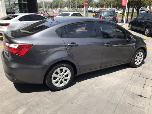 Imagen 8 de 15 de Kia Rio 2017 1.6 Sedan Lx Mt