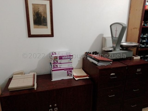 Imagen 15 de 26 de Edificio En Venta En Catia #22-20944
