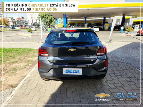 Imagen 6 de 18 de Chevrolet Onix Lt 1.0 2024 Gris Oscuro 0km