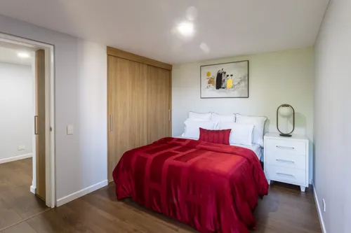 Apartamento En Venta En Loma De Los Balsos. Cod V21555