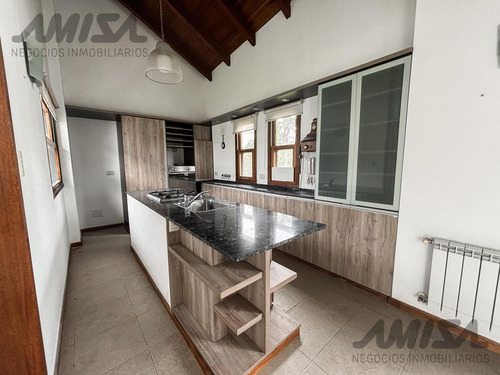 Casa En Venta En San Marino - Funes Hills - 3 Dormitorios