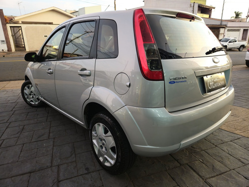 Ford Fiesta 1.6 MPI CLASS HATCH 8V FLEX 4P MANUAL