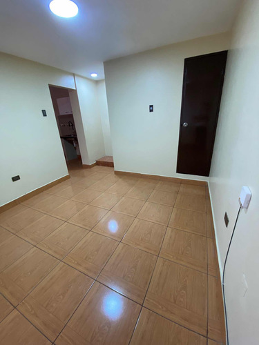 Alquilo Mini Depa ( Incluye Servicios) X Alt. C 3 De La Av. La Molina X Atento Peru