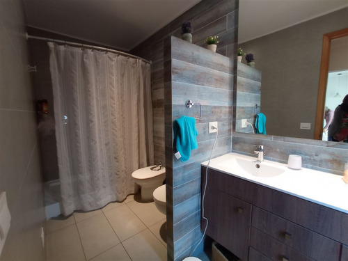 Casa En Venta De 4 Dorm. Latadia/manquehue/sebastian Elcano