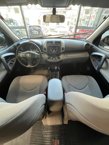 Toyota RAV4 2.4 4x2 At