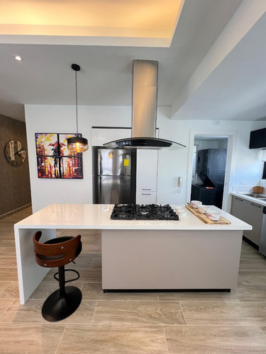 Apartamento Amueblado De 2 Habitaciones En Bella Vista