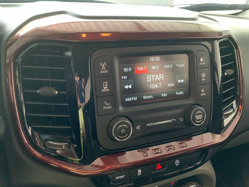 Imagem 9 de 15 de Fiat Toro 2.4 16v Multiair Flex Freedom At9