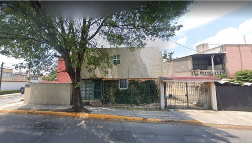 Imagen 1 de 10 de Casa En Venta En Santa Mónica, Tlalnepantla