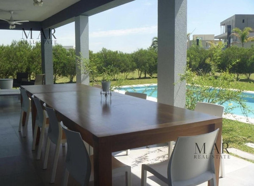 Imagen 7 de 18 de Casa En Venta En Barrio Los Lagos