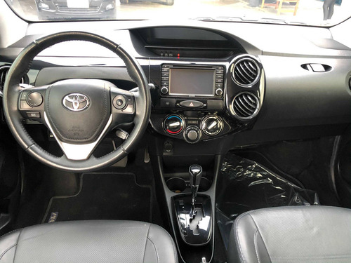 Toyota Etios 1.5 Platinum 16v Flex 4p Automático
