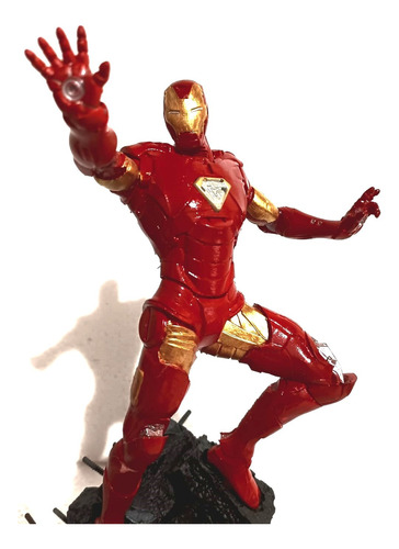 Figura Ironman Con Base