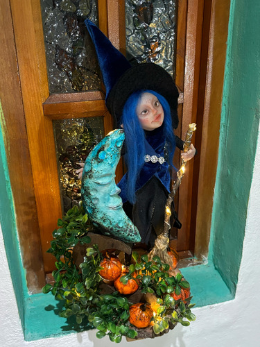Bruja Bella Azul Con Luces Y Base Unica - Cosas De Duendes Bruja