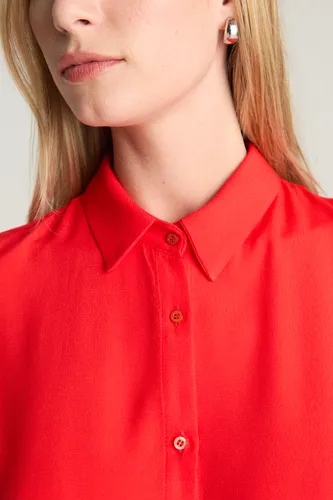 Camisa Básica De Calce Regular En Crepe Mujer Desiderata