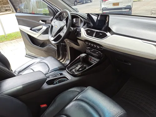 Chevrolet Captiva PREMIER
