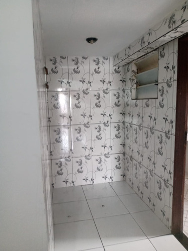 Casa 3 Quartos Com Garagem E Piscina