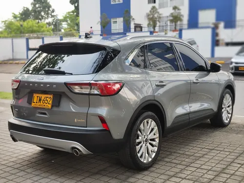 Ford Escape 2.0 Titanium
