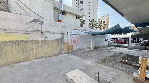Arriendo Comercial Esquina | 441 M² | Playa Cavancha | Iqq