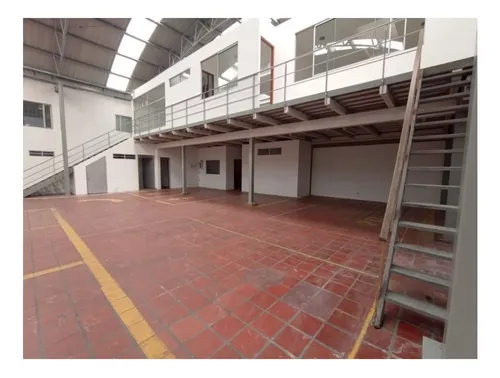 Bodega En Arriendo, Sector Rionegro, Excelente Ubicacion