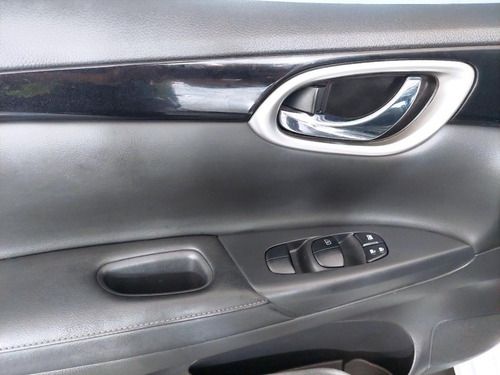 Imagem 9 de 15 de 155654 - Nissan Sentra 2018 Com Garantia