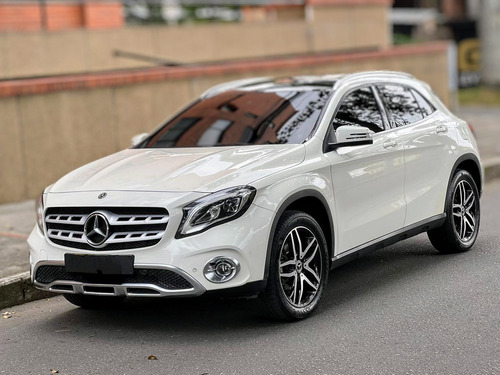 Mercedes-Benz Clase GLA 1.6 Urban