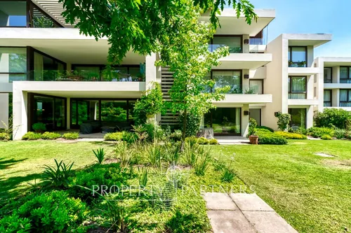 Exclusivo Departamento Con Gran Jardín Del Arquict...