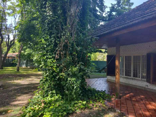 Casa En Venta En Parque Leloir