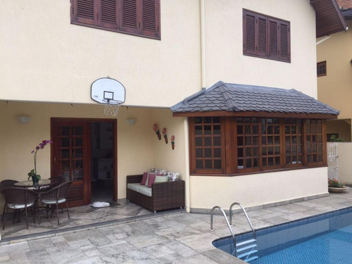 Imagem 13 de 22 de Alpha 4 - Linda Casa Com Piscina E Área Gourmet - So0075