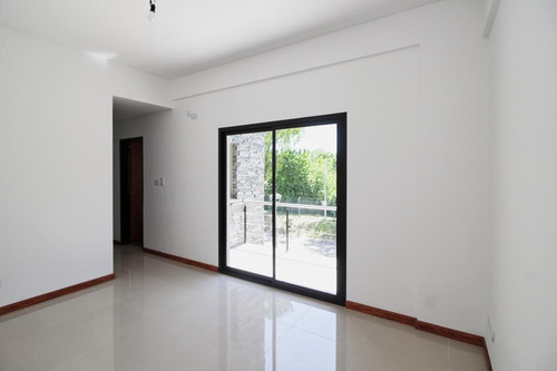 Imagen 12 de 30 de Departamento 4 Ambientes Venta En Barrio Cerrado Zona Oeste