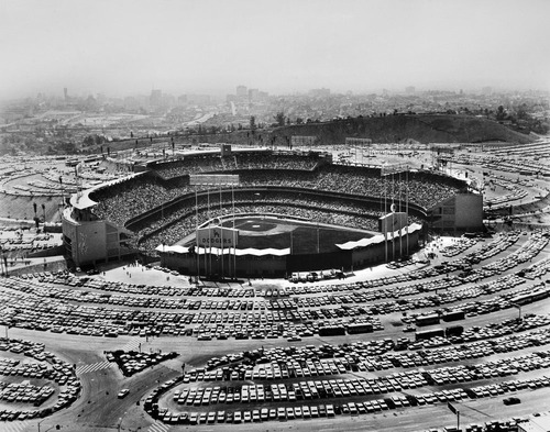 Los Angeles Stadium 1962 Nchavez Ravine The Dodgers Stadium