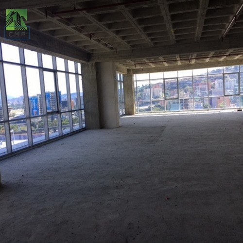 Imagen 5 de 8 de Oficina En Venta Con Vista Al Ávila, Las Mercedes, Con Financiamiento. Marisol Trejo 4144340811