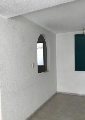 Bonita Y Amplia Casa, Excelente Ubicación En La Uh Valle Del Tenayo Tlalnepantla, A Unos Minutos De La Cdmx!!! -no Créditos- Jagr