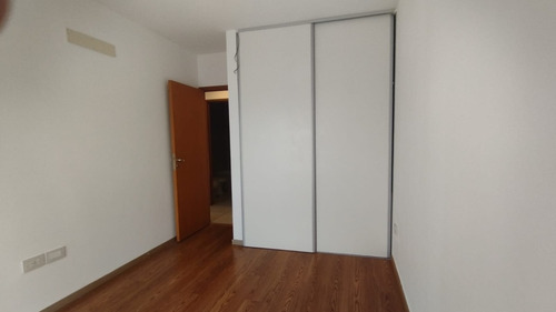 Departamento En Alquiler Av. 51 E/ 4 Y 5