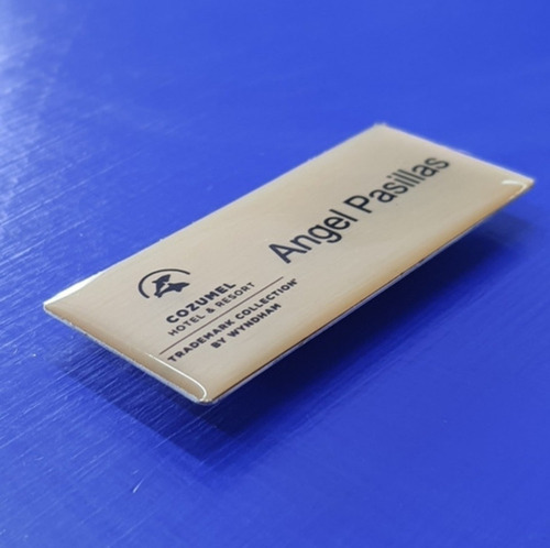 10 Gafetes De Aluminio Con Recubrimiento De Resina E Imán.