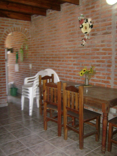 Imagen 10 de 13 de Duplex Al Frente - Calle 81 N° 387 - Mar Del Tuyu