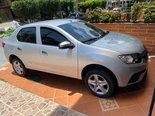 Renault Logan 1.6 Expression / Life +
