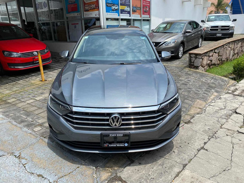 Imagen 2 de 11 de Volkswagen Jetta 2019 1.4 T Fsi Highline Tiptronic