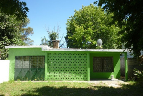 Imagen 2 de 14 de Venta Casa De 2 Dormitorios + 2 Baños + Barbacoa. Apta Banco