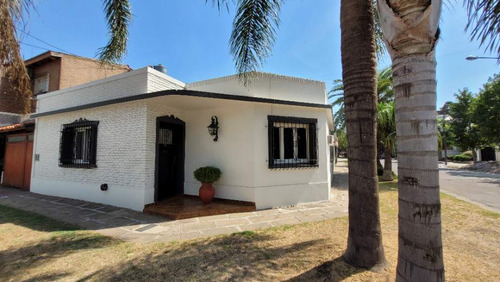 Casa En Venta En Haedo Norte